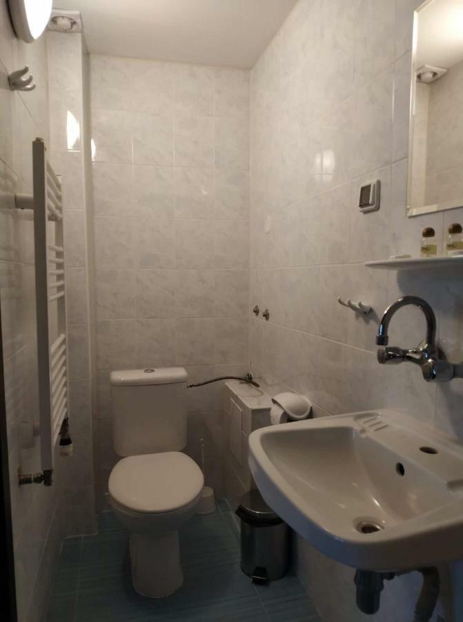 Dedovite Kashti Hotell Stefanovo  Eksteriør bilde